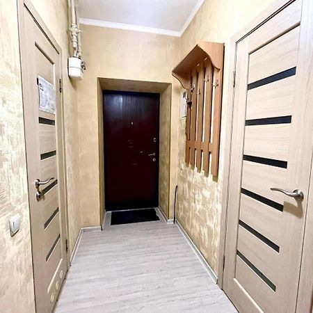 Apartments On Skovoroda Street คาร์คิฟ ภายนอก รูปภาพ