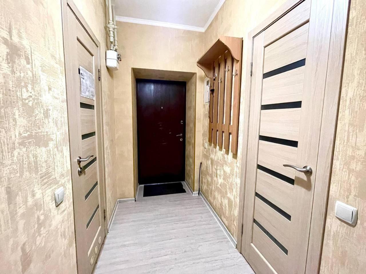 Apartments On Skovoroda Street คาร์คิฟ ภายนอก รูปภาพ