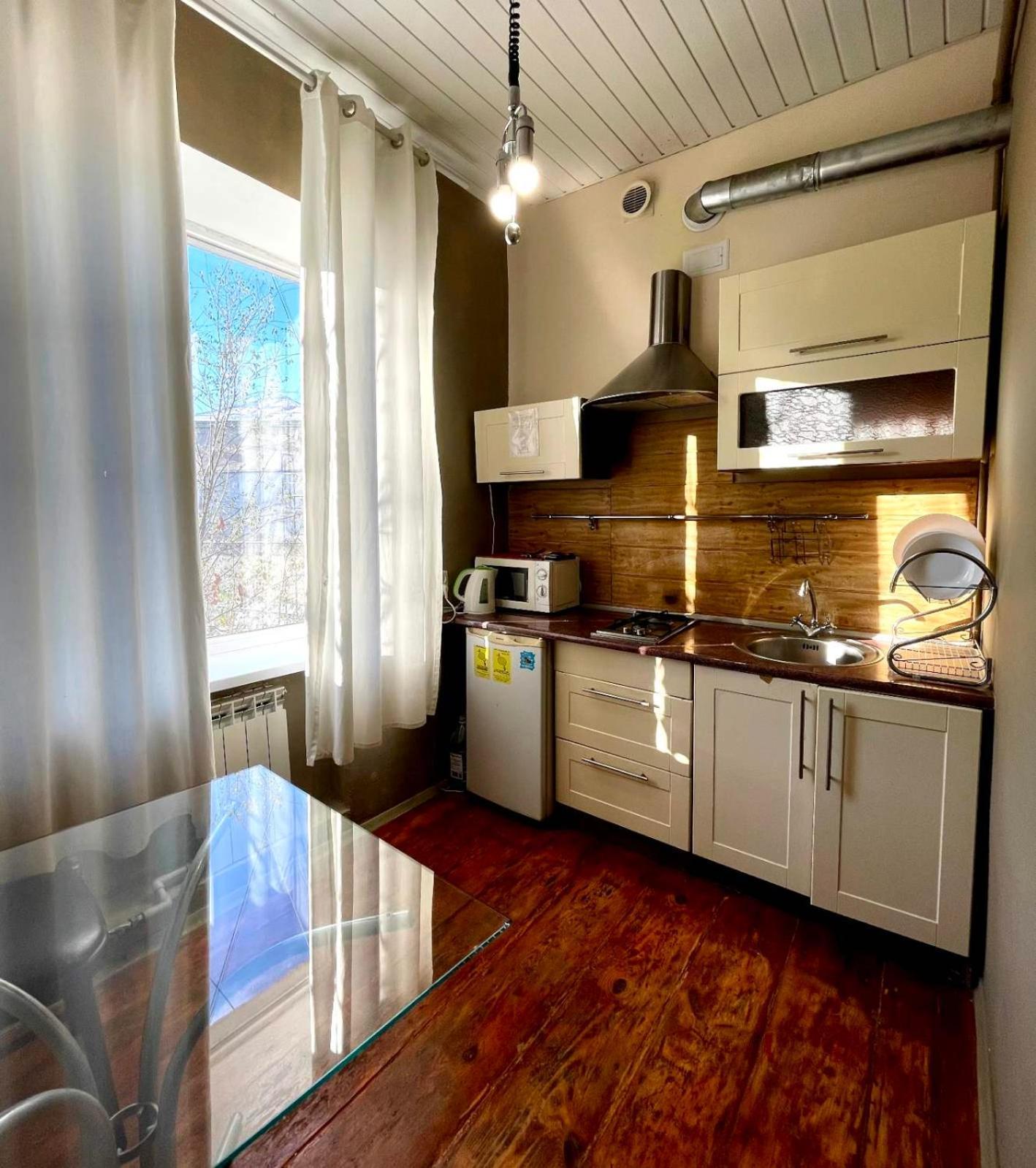 Apartments On Skovoroda Street คาร์คิฟ ภายนอก รูปภาพ