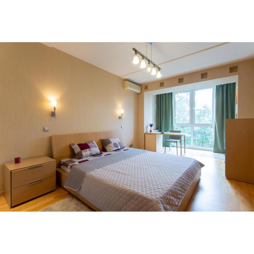 Apartments On Skovoroda Street คาร์คิฟ ภายนอก รูปภาพ
