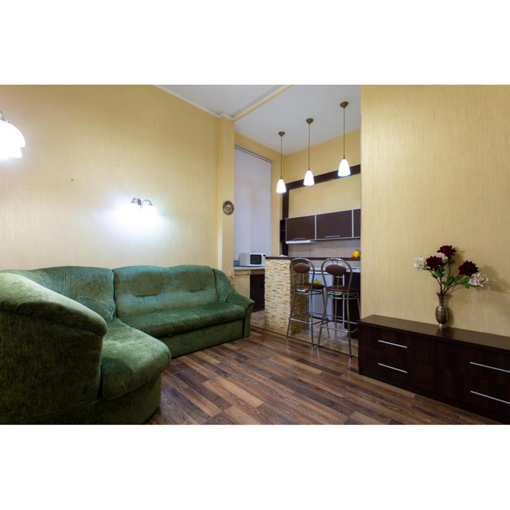 Apartments On Skovoroda Street คาร์คิฟ ภายนอก รูปภาพ