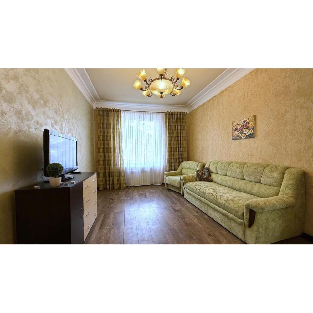 Apartments On Skovoroda Street คาร์คิฟ ภายนอก รูปภาพ