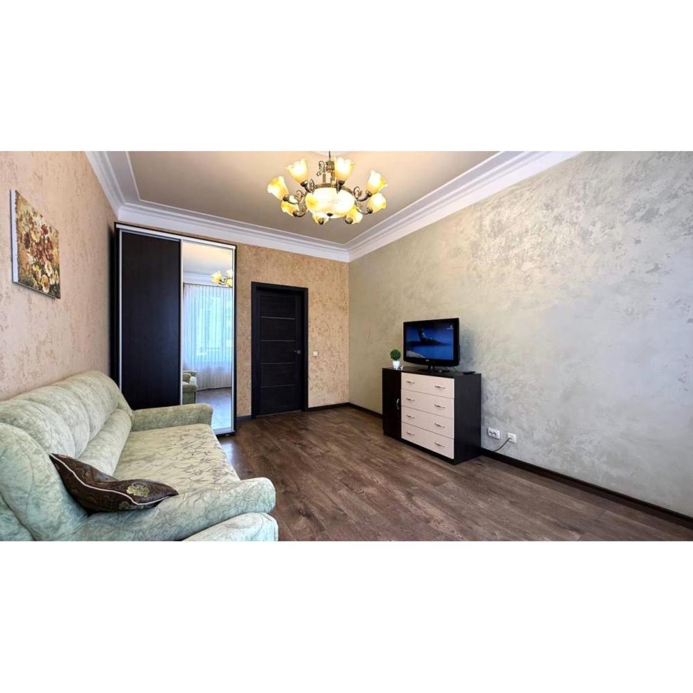 Apartments On Skovoroda Street คาร์คิฟ ภายนอก รูปภาพ
